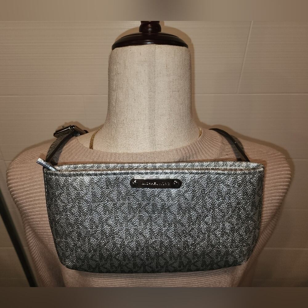 Michael Kors Silver Belt Bag/CrossBody NWT - Picture 9 of 10
